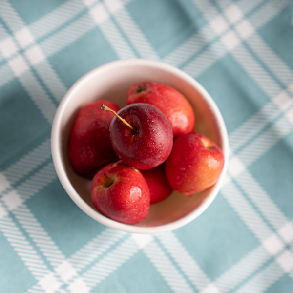 Mini crab apple candies in a 0.45 kg pack, featuring colorful fruit-shaped sweets from Sharbatly.
