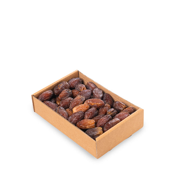 Medjool dates from Sharbatly in a medium 0.85 kg pack, showcasing plump, glossy dates with a rich, natural brown color.