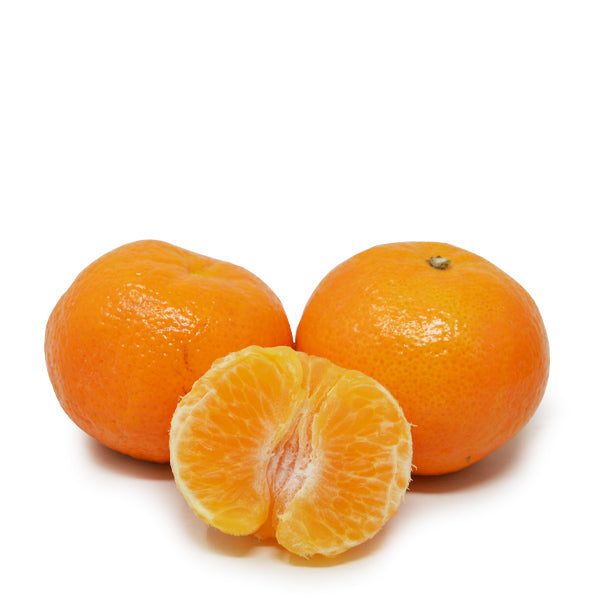 Sharbatly easy peeler orange fruit in a 10 kg carton, showcasing vibrant orange color and smooth peel on the fresh fruit.