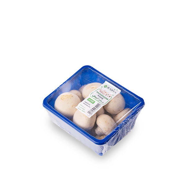 Fresh white mushrooms in a 0.25 kg pack from Sharbatly, showcasing their smooth caps and stems, ready for cooking or salads.