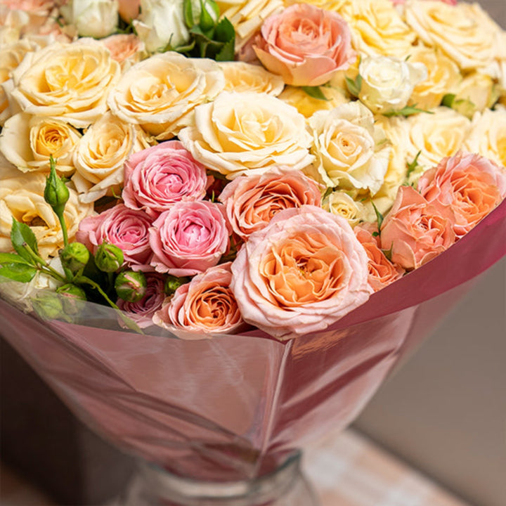Blush luxury baby roses bouquet with 25 stems in a mix flower bouquet style, perfect for elegant floral arrangements.
