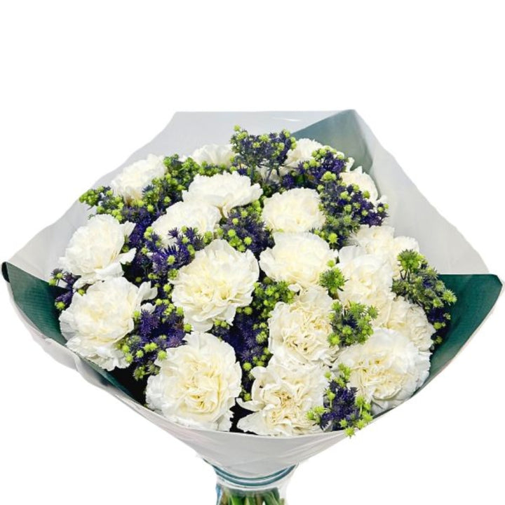 Colorful Carnation and Eryngium bouquet with 30 stems from Mix Flower Bouquet, showcasing vibrant flowers in a natural arrangement.
