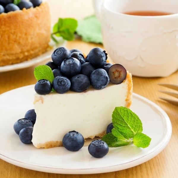 Fresh blueberries in a Sharbatly 0.125 kg pack, showcasing plump, ripe blueberries ready to eat or use in recipes.