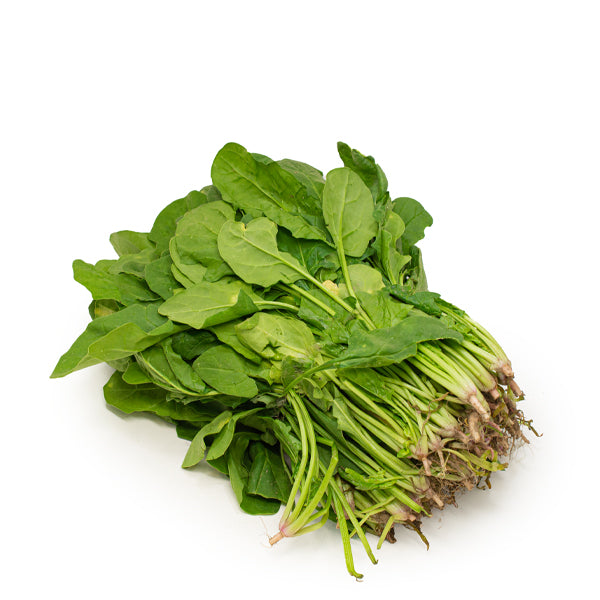 Fresh green spinach bunch from local market, 0.5 kg, showcasing vibrant leafy vegetable perfect for cooking or salads.