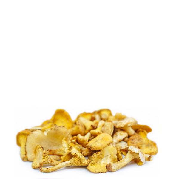 Fresh wild Chanterelle mushrooms from Holland in a 0.1 kg vegetable pack, showcasing vibrant, golden-yellow wild mushrooms.