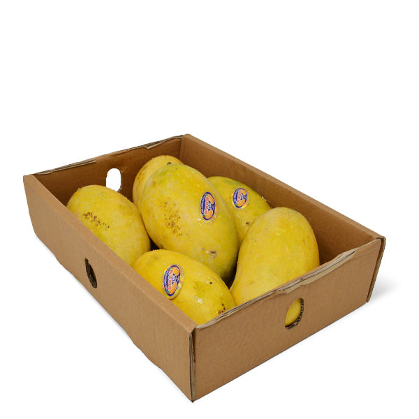 Fresh Chaunsa mangoes from Local Market in a 2.5kg carton, showcasing ripe, juicy mangoes ready to enjoy.