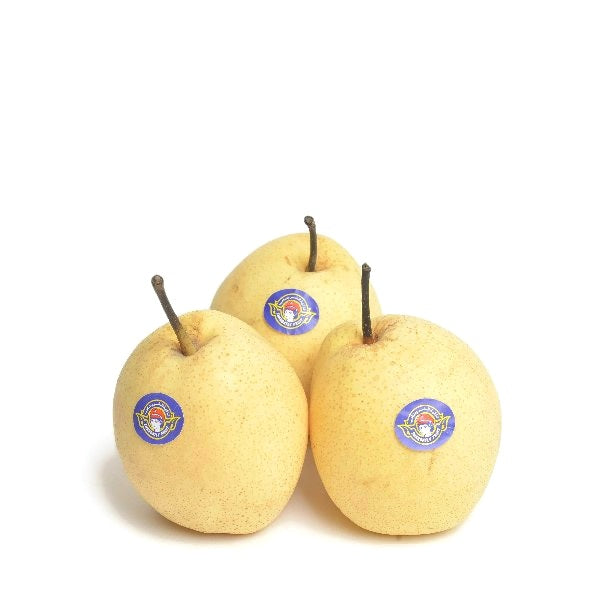 Fresh Nashi pears from Sharbatly in a 3 kg carton, showcasing ripe, green fruit with smooth skin, ready to enjoy.